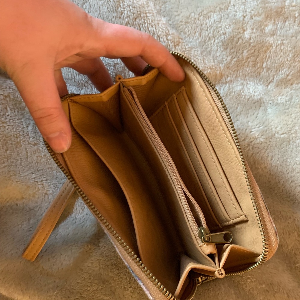 Aztec Wallet - Picture 2 of 2